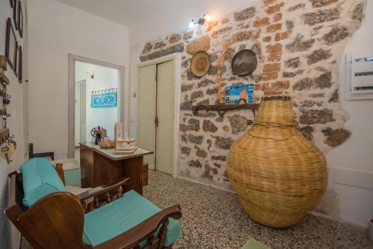 B&B Sa Domo De Sos Massaios Orosei Exterior foto